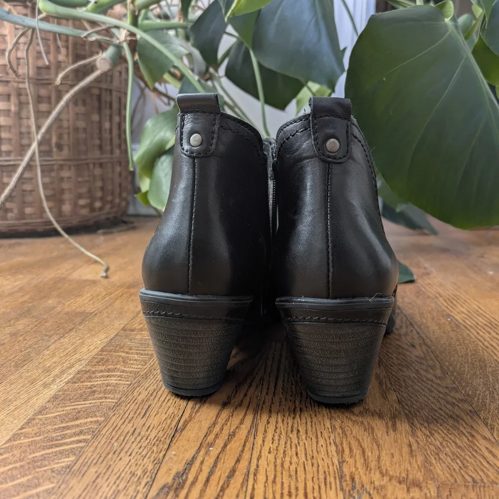 Black Leather Booties By Spring Step - Picture 4 of 7